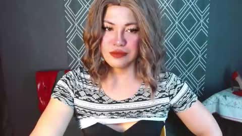 Snapshot of xcalisthra_69x chatting on 11, 10, 2025 Godess  Lucy online show from 11, 10, 2025