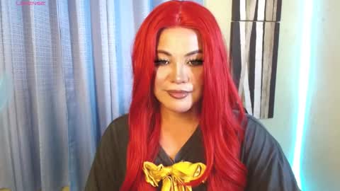 Snapshot of xcalisthra_69x chatting on 22, 10, 2025 Godess  Lucy online show from 22, 10, 2025