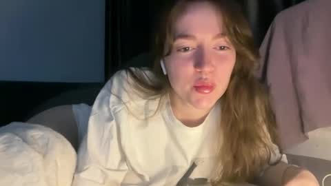 xcharliesa online show from 7, 2, 2025