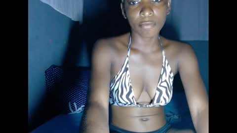 Snapshot of xcreamypussy chatting on 3, 3, 2025 xcreamypussy online show from 3, 3, 2025