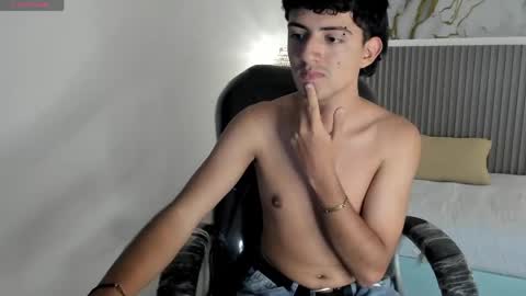 xebastwink online show from 4, 4, 2026