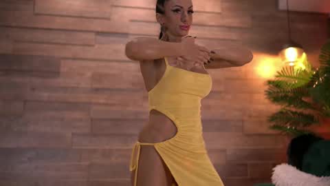 Snapshot of xenabloom chatting on 10, 4, 2026 Xena online show from 10, 4, 2026