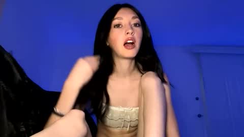 xenadreamx online show from 7, 3, 2026