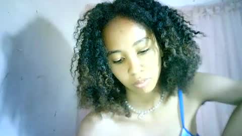 xenna610827 online show from 12, 1, 2025