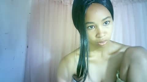 xenna610827 online show from 24, 1, 2025