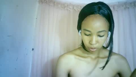 xenna610827 online show from 26, 1, 2025