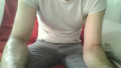 Snapshot of xeson47 chatting on 19, 5, 2026 xeson47 online show from 19, 5, 2026