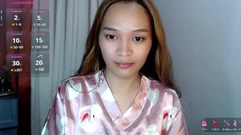 xhotlickerkiarax online show from 14, 1, 2025