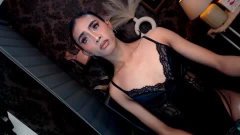 Snapshot of xia_harper chatting on 30, 9, 2025 ur new addiction is here online show from 30, 9, 2025