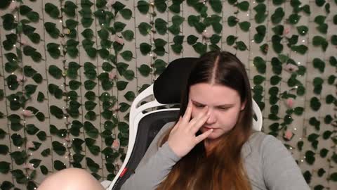 Lina online show from 10, 12, 2024