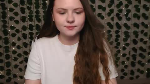 Lina online show from 1, 2, 2025