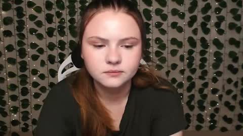 Lina online show from 11, 2, 2025