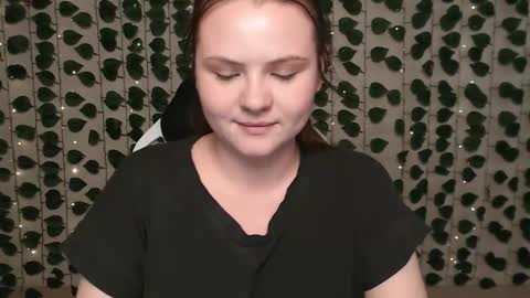 Lina online show from 11, 2, 2025