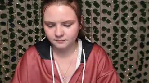 Lina online show from 16, 2, 2025