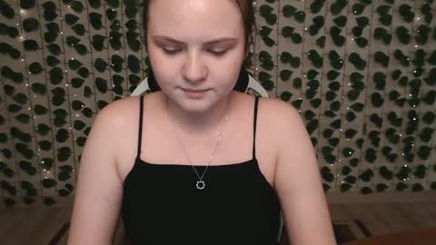Lina online show from 25, 2, 2025