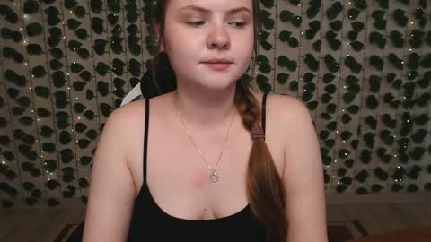 Lina online show from 4, 3, 2025
