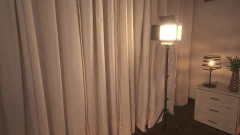 Ximena cortez online show from 13, 11, 2025