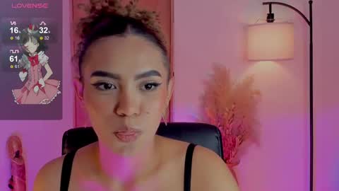 camila online show from 19, 12, 2024