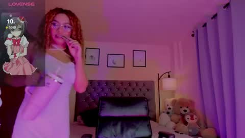 Snapshot of ximena_sotto1 chatting on 20, 6, 2026 camila online show from 20, 6, 2026