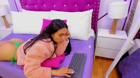 Snapshot of ximena_vasquez8 chatting on 7, 3, 2025 Xime online show from 7, 3, 2025