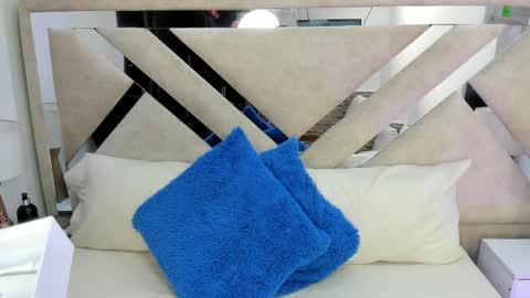 Snapshot of ximena_vasquez8 chatting on 9, 1, 2026 Xime online show from 9, 1, 2026