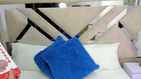 Snapshot of ximena_vasquez8 chatting on 10, 1, 2026 Xime online show from 10, 1, 2026