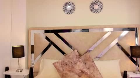 Snapshot of ximena_vasquez8 chatting on 4, 2, 2026 Xime online show from 4, 2, 2026