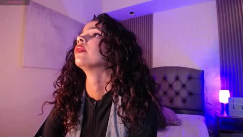 Mia Vega online show from 13, 2, 2025