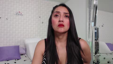 Snapshot of ximenaa_suarez chatting on 16, 1, 2025 ximena suarez online show from 16, 1, 2025