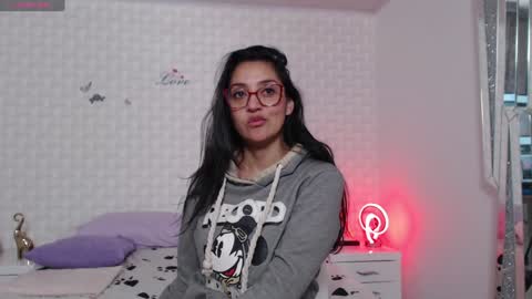 Snapshot of ximenaa_suarez chatting on 21, 1, 2025 ximena suarez online show from 21, 1, 2025