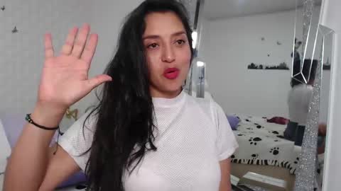 Snapshot of ximenaa_suarez chatting on 18, 2, 2025 ximena suarez online show from 18, 2, 2025