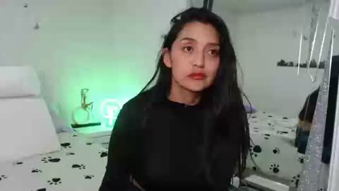 Snapshot of ximenaa_suarez chatting on 25, 2, 2025 ximena suarez online show from 25, 2, 2025