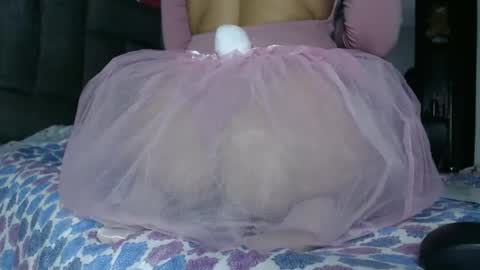 ximena suarez online show from 3, 10, 2025