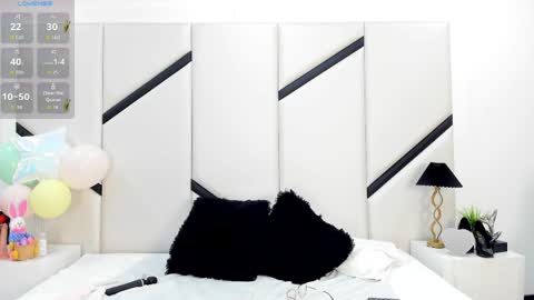 Snapshot of ximenacosta chatting on 6, 4, 2026 ximenacosta online show from 6, 4, 2026