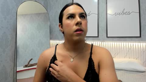 Snapshot of ximenahott_ chatting on 15, 9, 2025 Yoy  online show from 15, 9, 2025