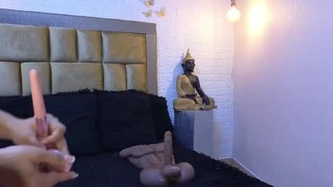 ximena online show from 27, 12, 2024