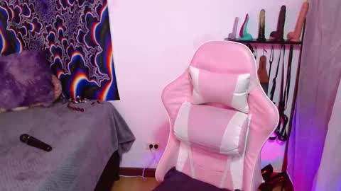 xizette online show from 14, 10, 2025