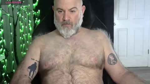 Snapshot of xjohnniex77 chatting on 18, 2, 2026 MrSlowBurn77 online show from 18, 2, 2026