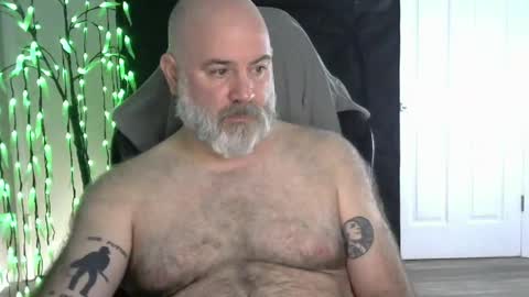 Snapshot of xjohnniex77 chatting on 25, 3, 2026 MrSlowBurn77 online show from 25, 3, 2026