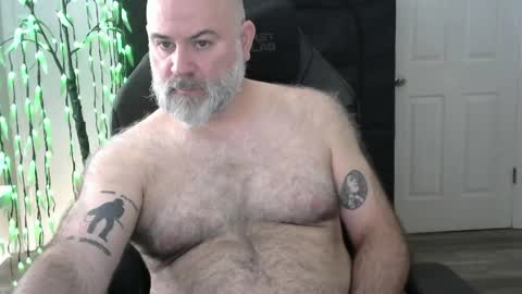 Snapshot of xjohnniex77 chatting on 25, 3, 2026 MrSlowBurn77 online show from 25, 3, 2026