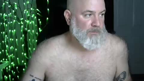 Snapshot of xjohnniex77 chatting on 8, 7, 2026 MrSlowBurn77 online show from 8, 7, 2026
