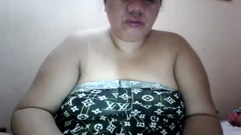 xjuicytits online show from 17, 2, 2026