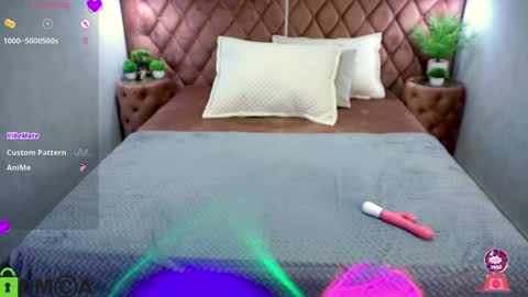 Snapshot of xlindamilfx chatting on 6, 12, 2024 Linda online show from 6, 12, 2024