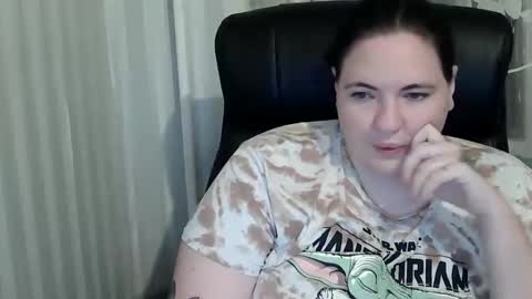 Snapshot of xlisabluex chatting on 5, 10, 2025 XLisaBlueX online show from 5, 10, 2025