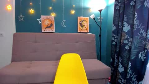 Chloe online show from 15, 1, 2025