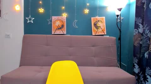 Chloe online show from 23, 1, 2025