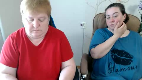 Snapshot of xmollyjanex chatting on 7, 6, 2026 XMollyJaneX online show from 7, 6, 2026