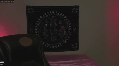 Snapshot of xmoonbeamx chatting on 22, 12, 2024 Luna online show from 22, 12, 2024