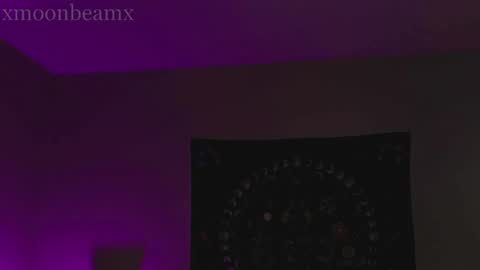 Snapshot of xmoonbeamx chatting on 16, 9, 2025 Luna online show from 16, 9, 2025