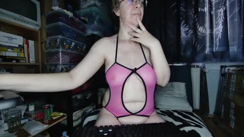 Snapshot of xnicetitsx chatting on 25, 12, 2024 xnicetitsx online show from 25, 12, 2024